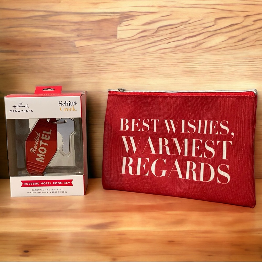 Schitt’s Creek Holiday Ornament Gift Bundle